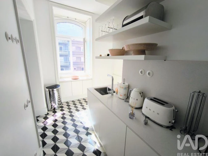 Apartamento T2 para Arrendamento em Santo António Foto 11