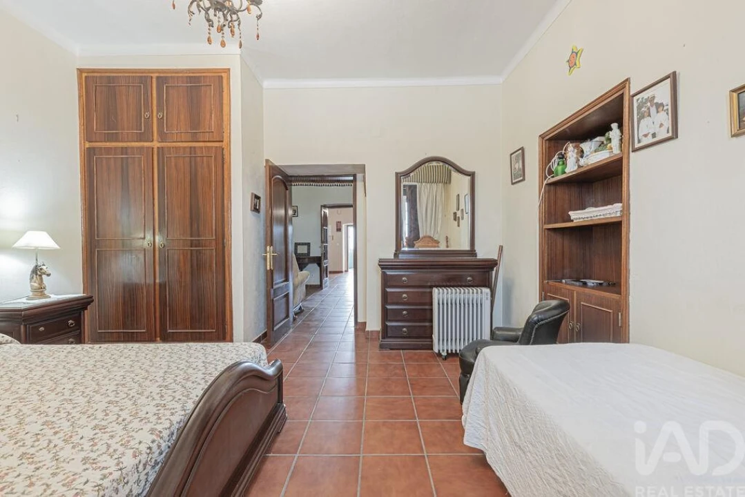 Moradia T6 para Venda em São Bras e São Lourenço Foto 24