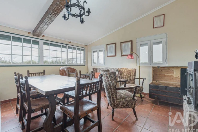 Moradia T6 para Venda em São Bras e São Lourenço Foto 19