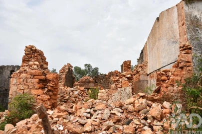 Moradia para Venda em Chãos