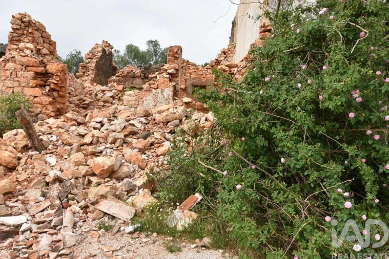 Moradia para Venda em Chãos Foto 26