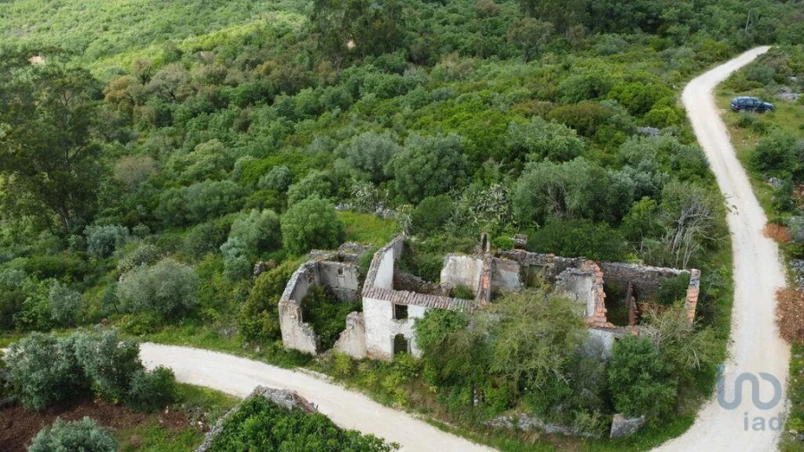 Moradia para Venda em Chãos Foto 6