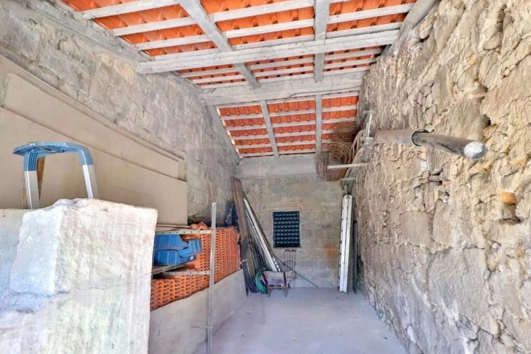 Moradia T4 para Venda em Lago Foto 32