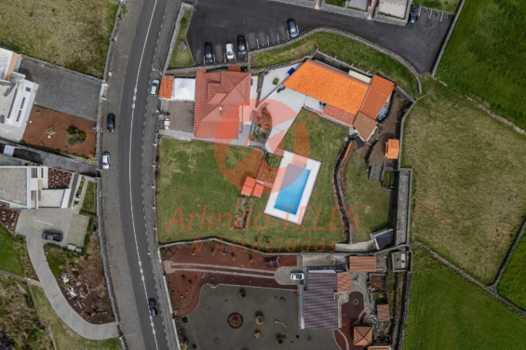 Moradia T2 para Venda em São Bartolomeu de Regatos Foto 8