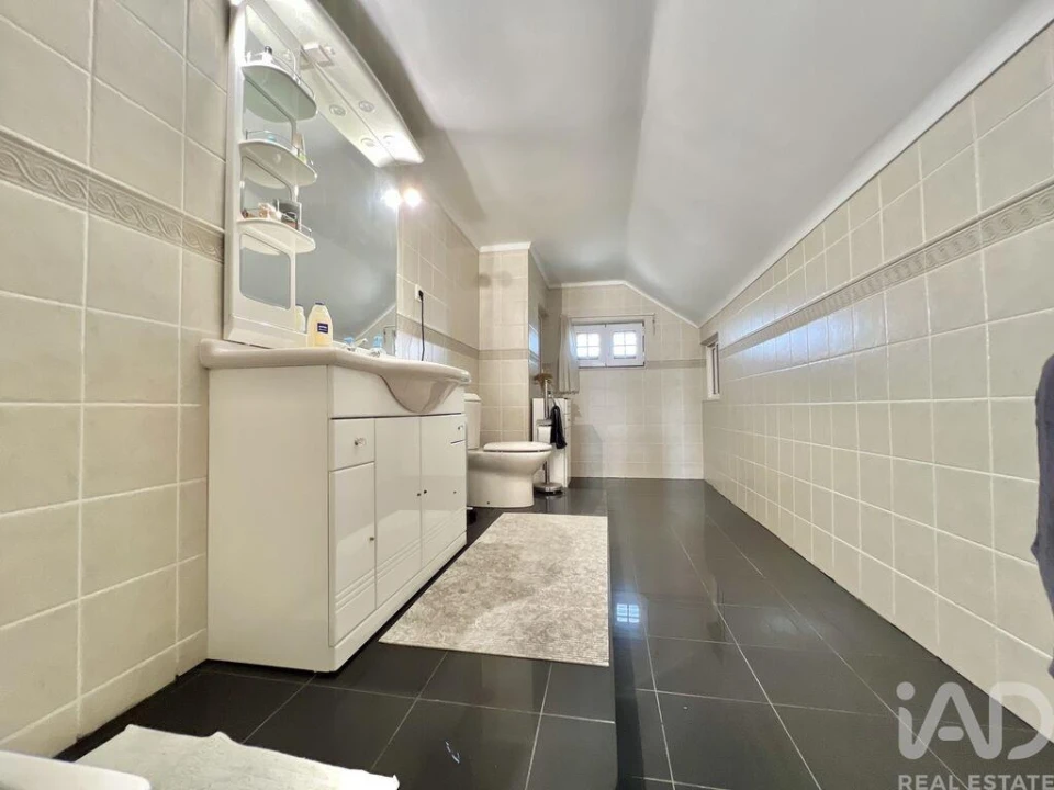 Moradia T5 para Venda em Lajeosa do Dão Foto 25