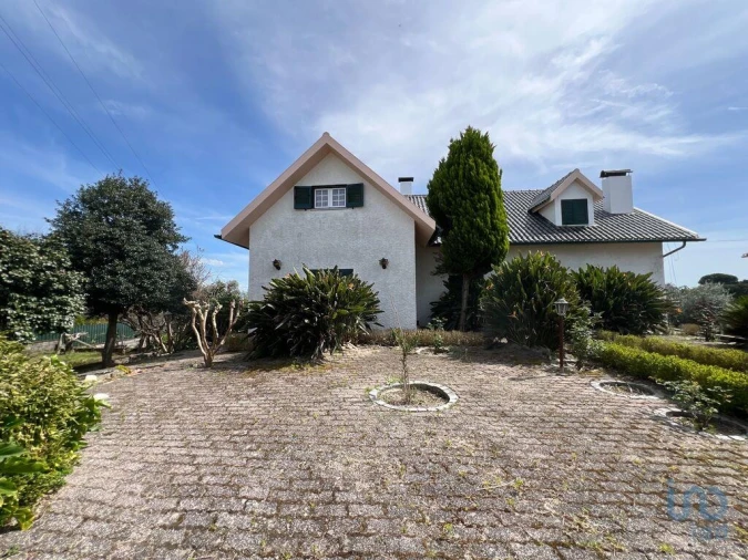 Moradia T5 para Venda em Lajeosa do Dão Foto 2