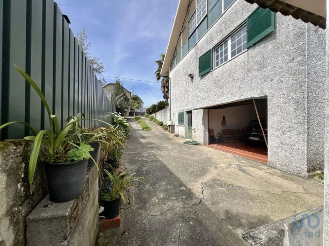 Moradia T5 para Venda em Lajeosa do Dão Foto 7