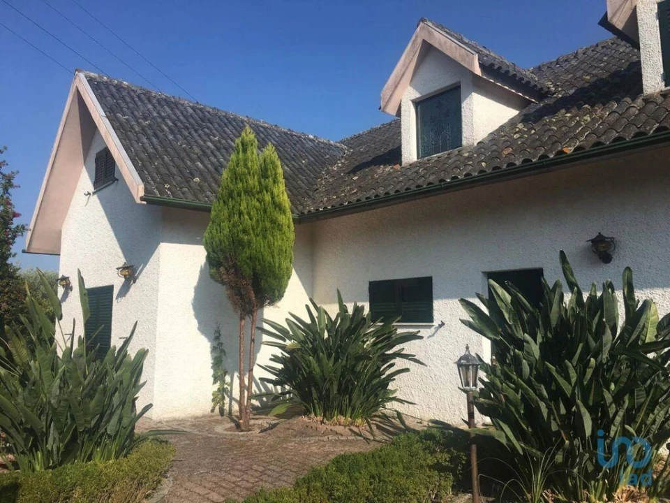 Moradia T5 para Venda em Lajeosa do Dão Foto 6