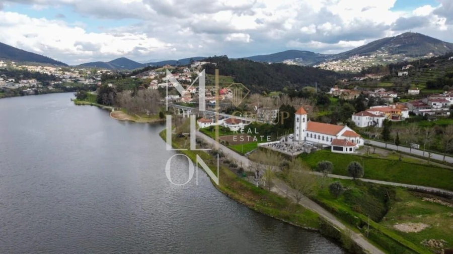 Moradia T4 para Venda em Raiva, Pedorido e Paraíso