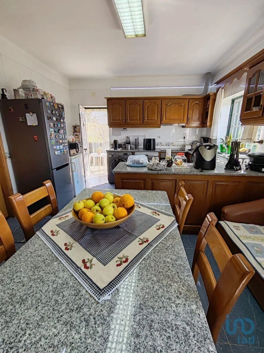 Moradia T5 para Venda em Covas e Vila Nova de Oliveirinha Foto 7