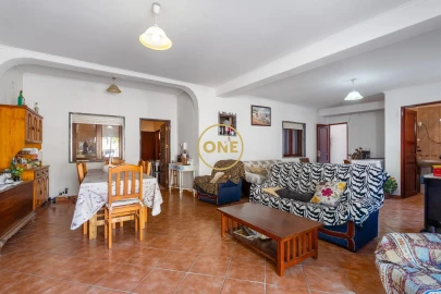 Moradia T3 para Venda em Algoz e Tunes
