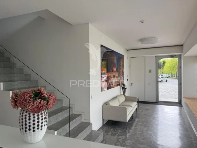 Armazém para Arrendamento em Urgezes Foto 14