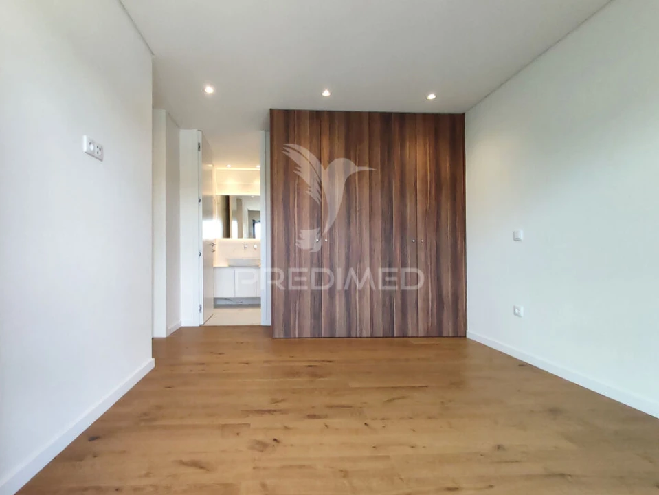 Moradia T4 para Venda em Prazins Santo Tirso e Corvite Foto 3