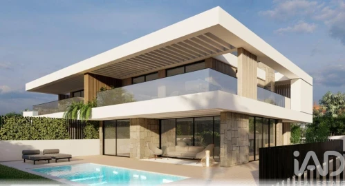 Moradia T4 para Venda em Loule (São Clemente)