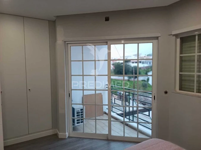 Apartamento T2 para Venda em Salir Foto 1