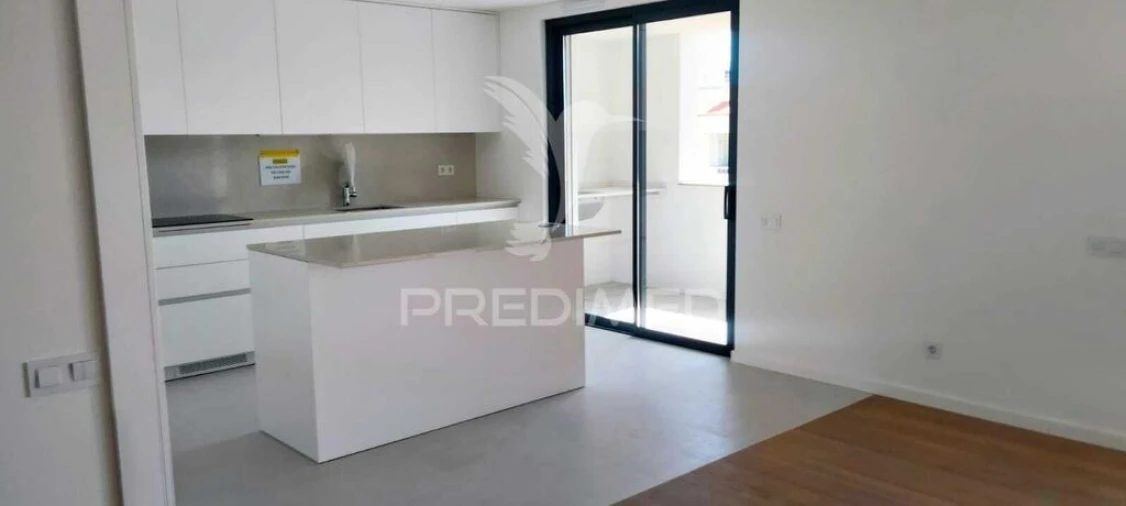 Apartamento T2 para Venda em Portimão Foto 11