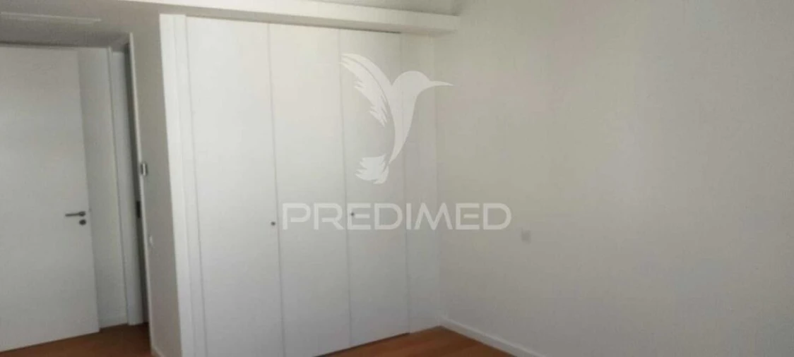 Apartamento T2 para Venda em Portimão Foto 12