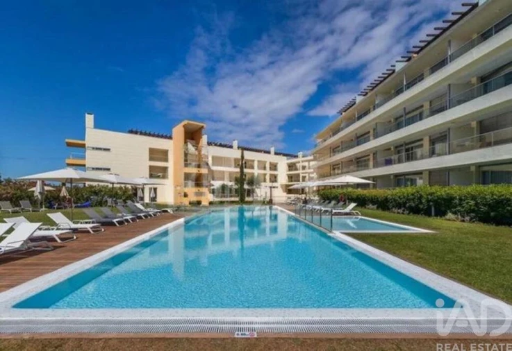 Apartamento T2 para Arrendamento em Quarteira Foto 15