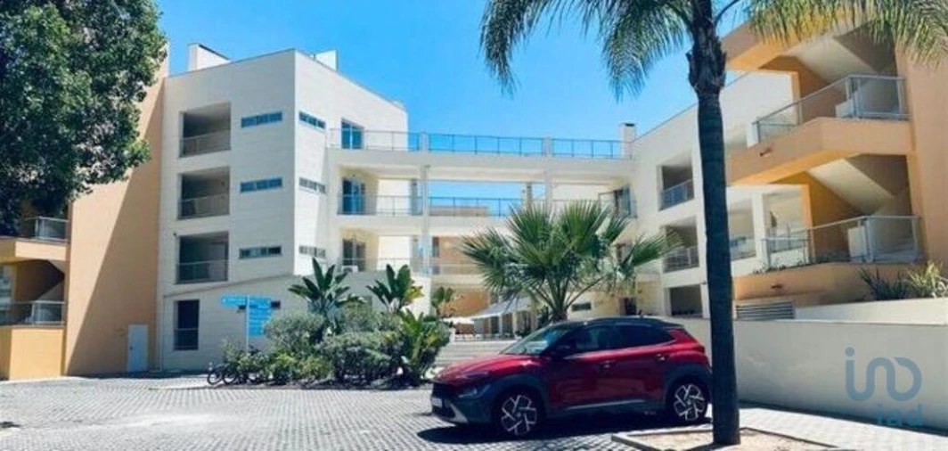 Apartamento T2 para Arrendamento em Quarteira