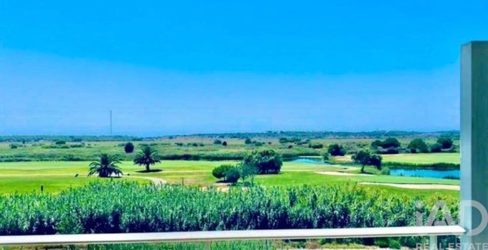 Apartamento T2 para Arrendamento em Quarteira Foto 16