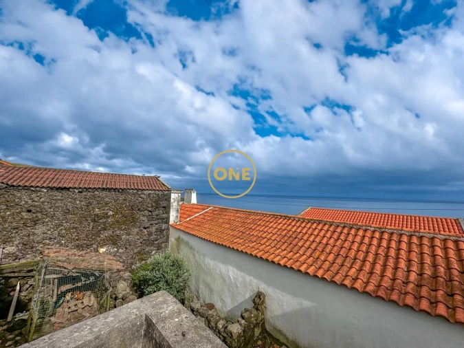 Moradia T2 para Venda em Corvo Foto 3