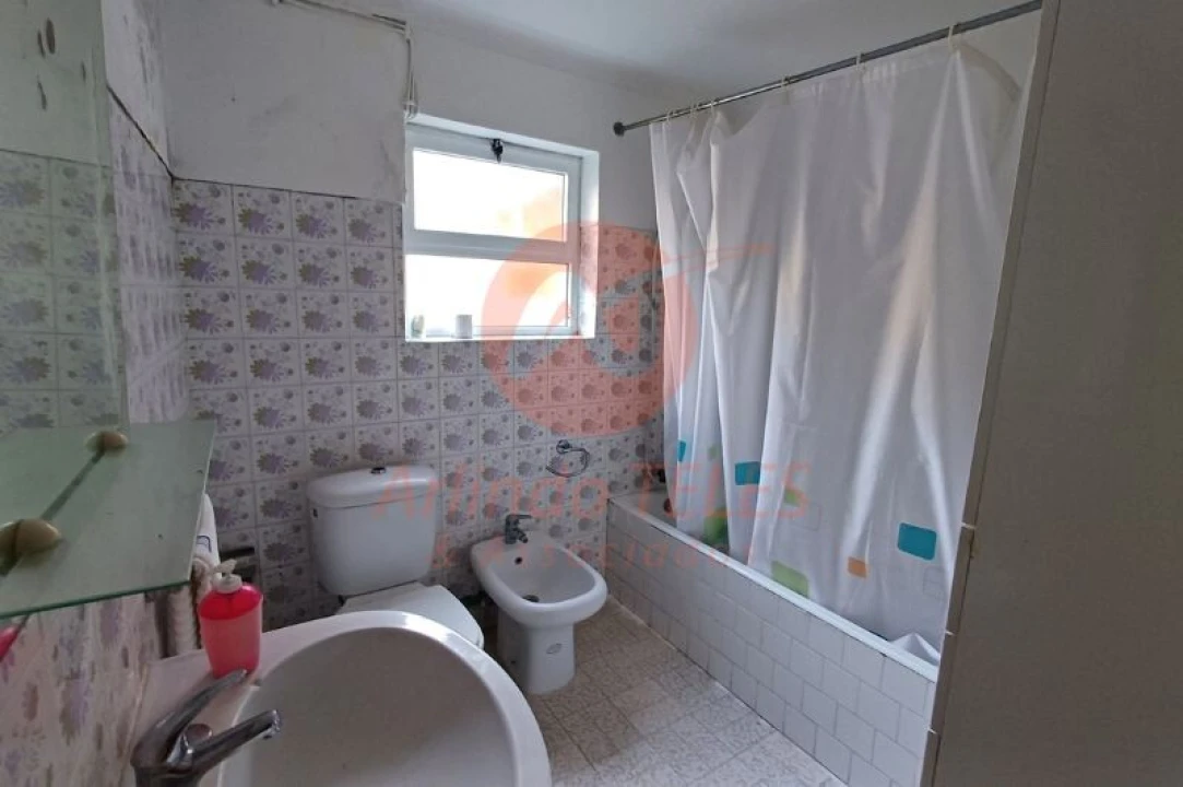 Moradia T5 para Venda em Velas (São Jorge) Foto 10