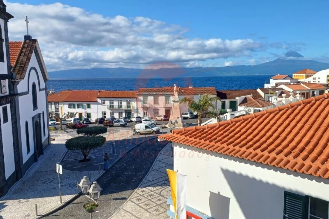 Moradia T5 para Venda em Velas (São Jorge) Foto 6