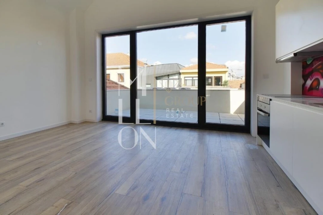Apartamento T2 para Venda em Cedofeita, Santo Ildefonso, Sé, Miragaia, São Nicolau e Vitória Foto 5