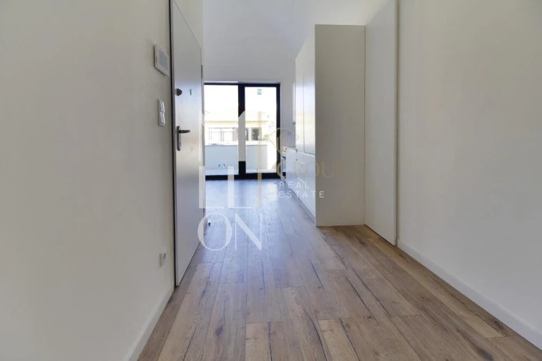 Apartamento T2 para Venda em Cedofeita, Santo Ildefonso, Sé, Miragaia, São Nicolau e Vitória Foto 4