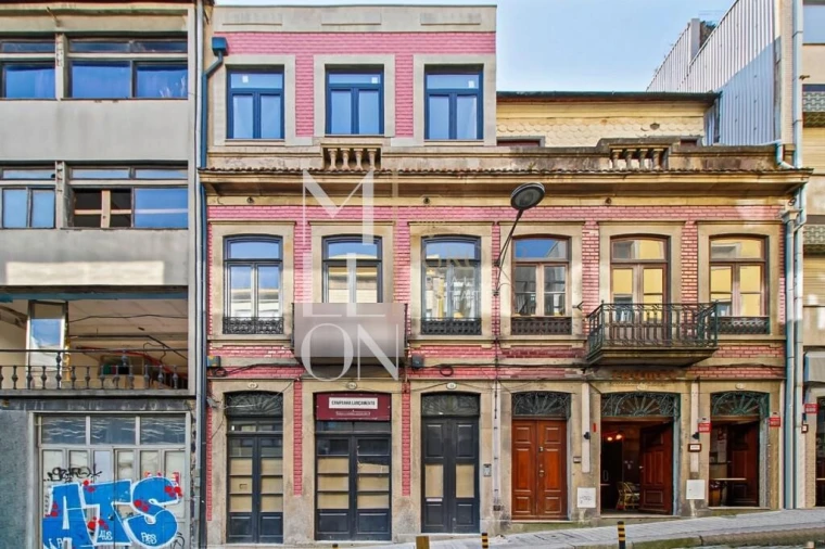 Apartamento T2 para Venda em Cedofeita, Santo Ildefonso, Sé, Miragaia, São Nicolau e Vitória Foto 2
