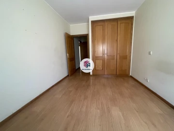 Apartamento T2 para Arrendamento em São Mamede de Infesta e Senhora da Hora