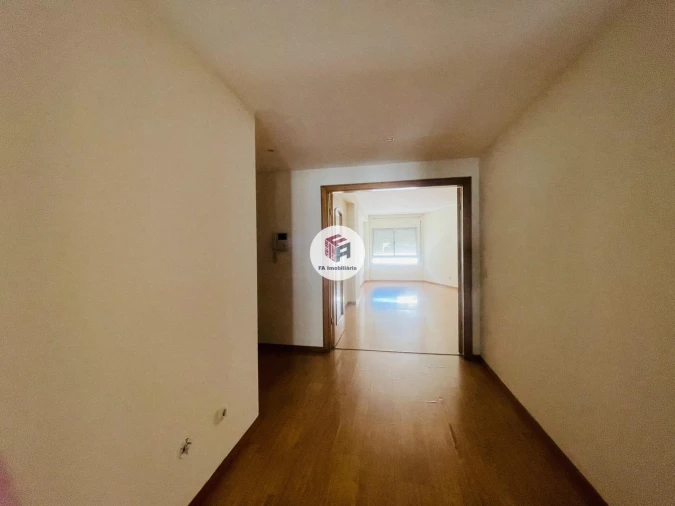 Apartamento T2 para Arrendamento em São Mamede de Infesta e Senhora da Hora Foto 5