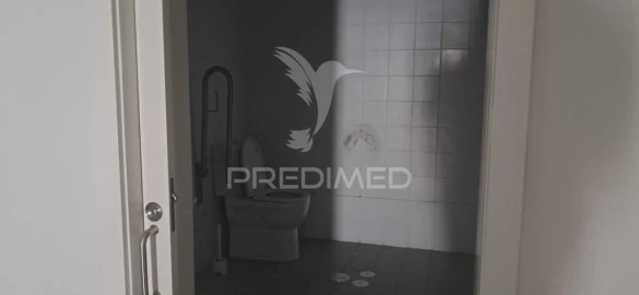 Loja para Arrendamento em Cedofeita, Santo Ildefonso, Sé, Miragaia, São Nicolau e Vitória