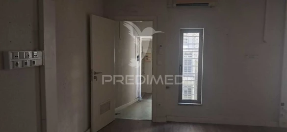 Loja para Arrendamento em Cedofeita, Santo Ildefonso, Sé, Miragaia, São Nicolau e Vitória