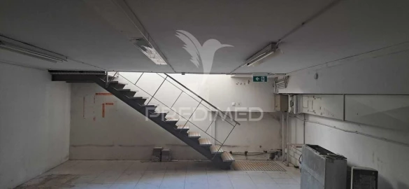 Loja para Arrendamento em Cedofeita, Santo Ildefonso, Sé, Miragaia, São Nicolau e Vitória