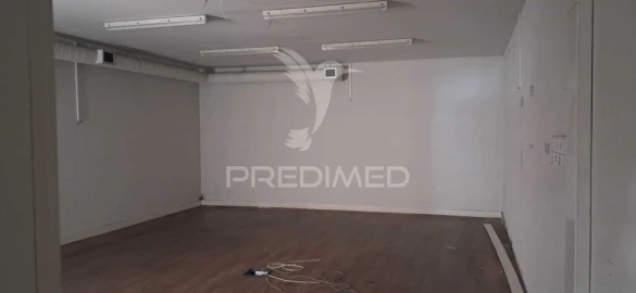 Loja para Arrendamento em Cedofeita, Santo Ildefonso, Sé, Miragaia, São Nicolau e Vitória