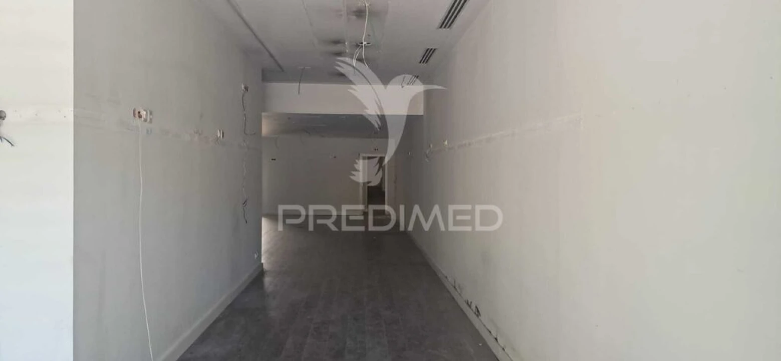 Loja para Arrendamento em Cedofeita, Santo Ildefonso, Sé, Miragaia, São Nicolau e Vitória Foto 5