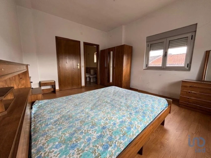 Moradia T5 para Venda em Vila de Ala Foto 9