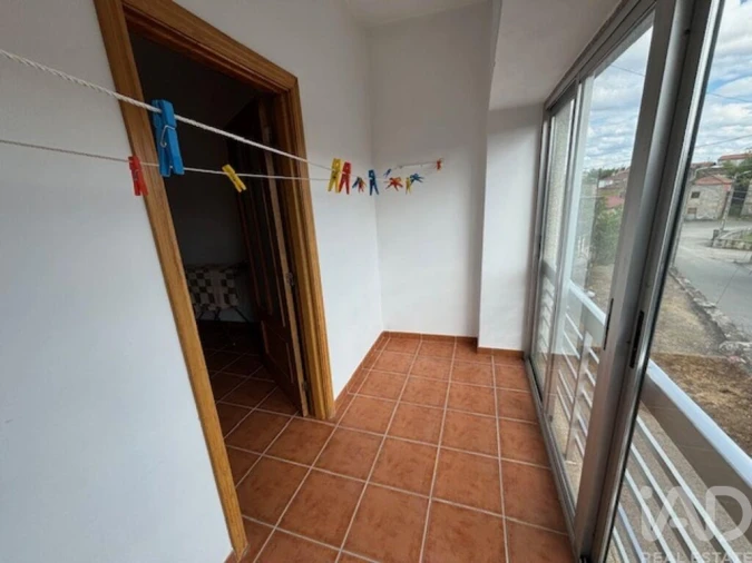 Moradia T5 para Venda em Vila de Ala Foto 16