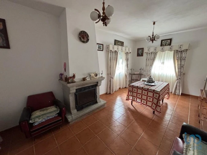 Moradia T5 para Venda em Vila de Ala Foto 7