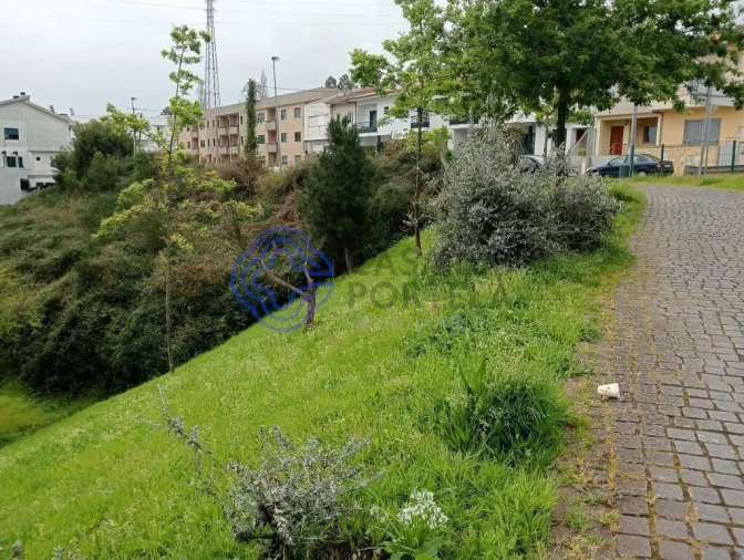 Terreno para Venda em Rio Tinto Foto 3