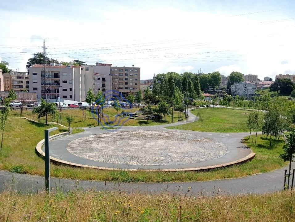 Terreno para Venda em Rio Tinto Foto 12