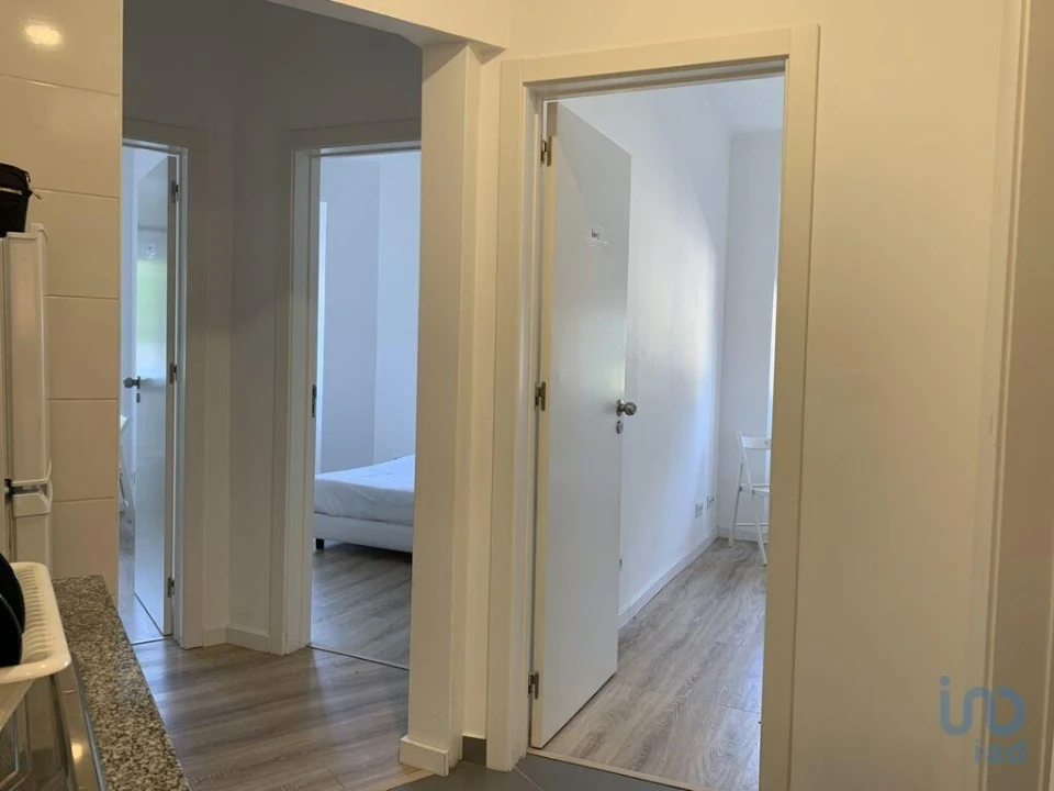 Apartamento T2 para Arrendamento em Beato Foto 7