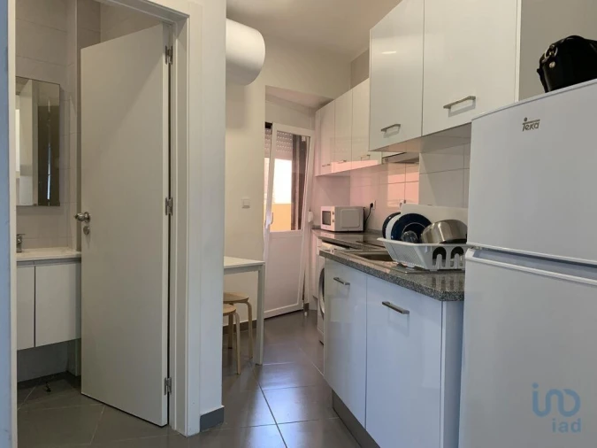 Apartamento T2 para Arrendamento em Beato Foto 6