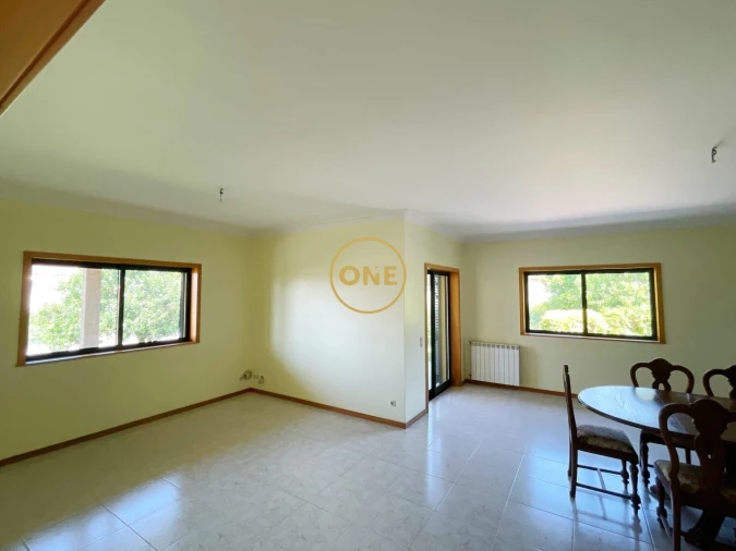 Moradia T4 para Venda em Lago Foto 32