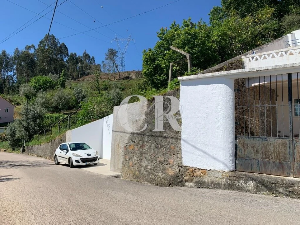 Moradia T3 para Venda em Arrifana Foto 36