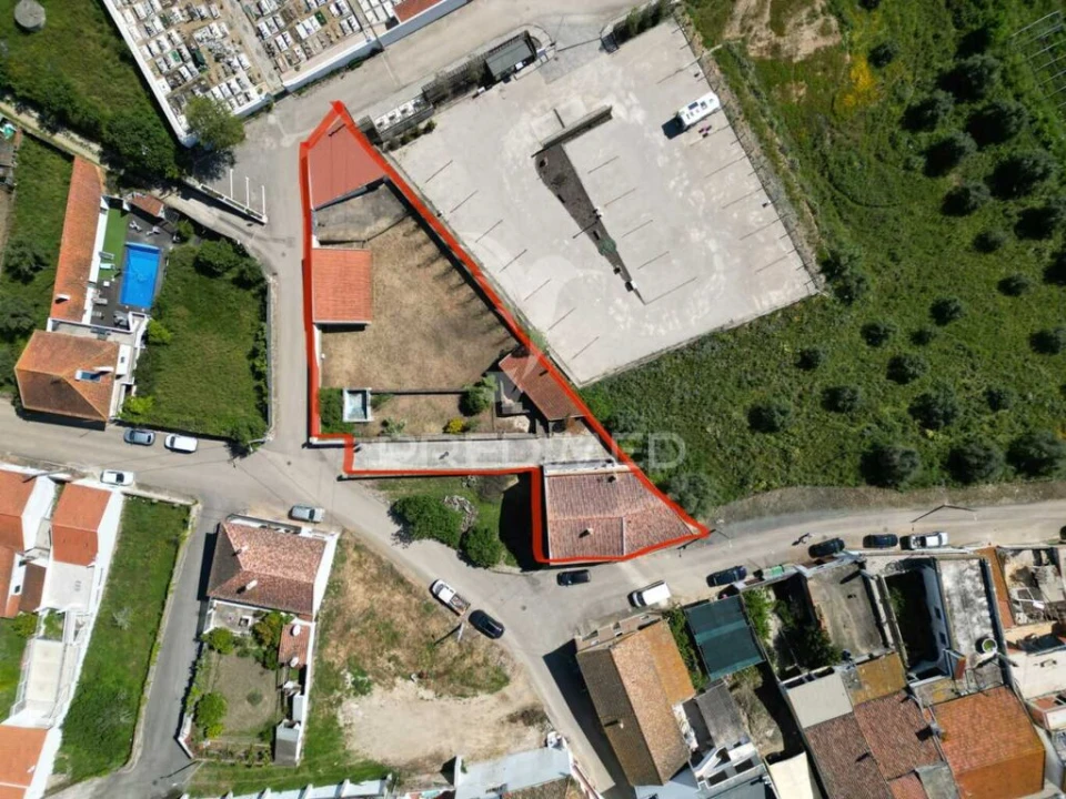 Moradia T4 para Venda em São Marcos da Serra Foto 6