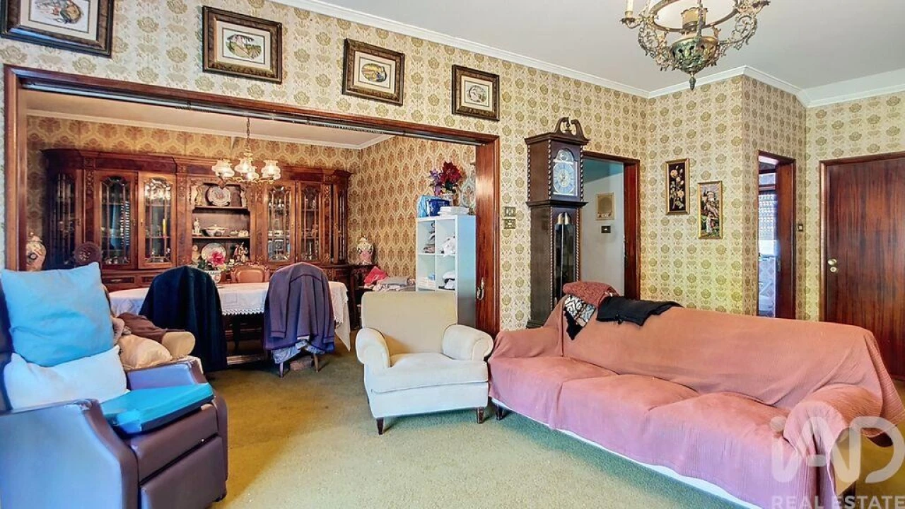 Moradia T6 para Venda em São João da Madeira Foto 10