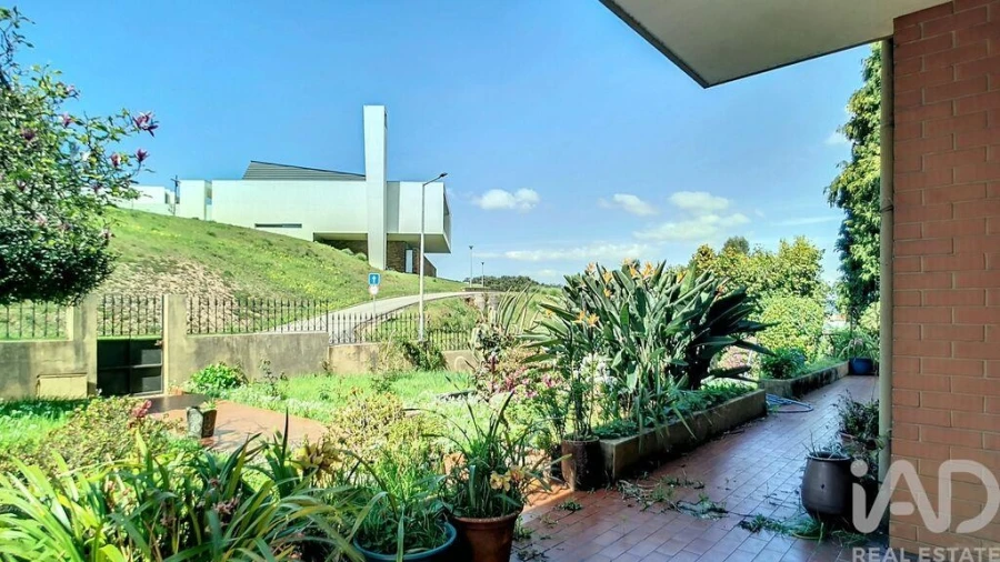 Moradia T6 para Venda em São João da Madeira Foto 16