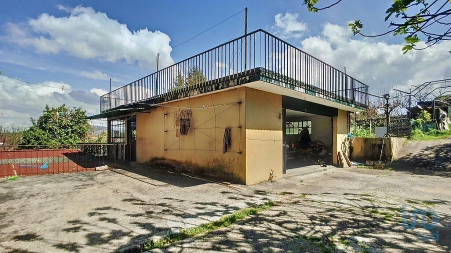 Moradia T6 para Venda em São João da Madeira Foto 4